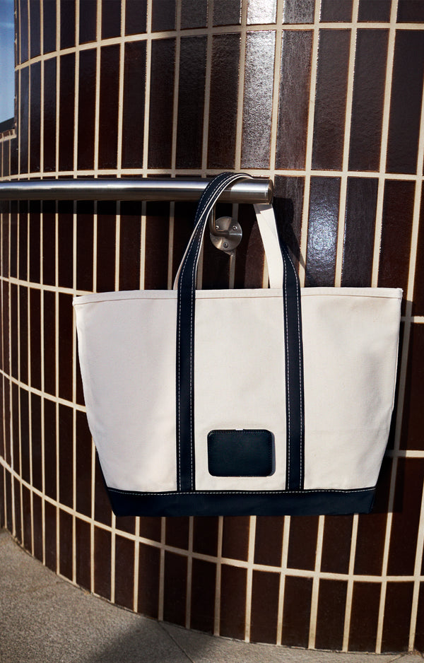 Bean L | Cream & Black | Smooth Black