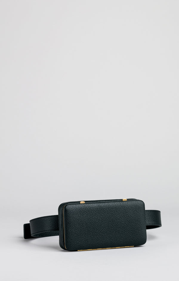 Evan | Black pebbled