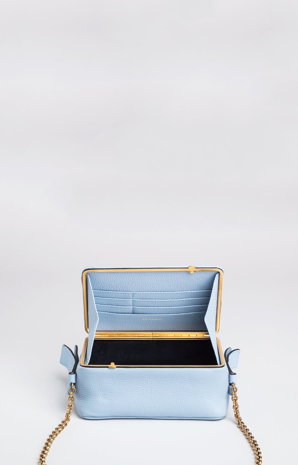 Morrow | Sky pebbled – Lutz Morris