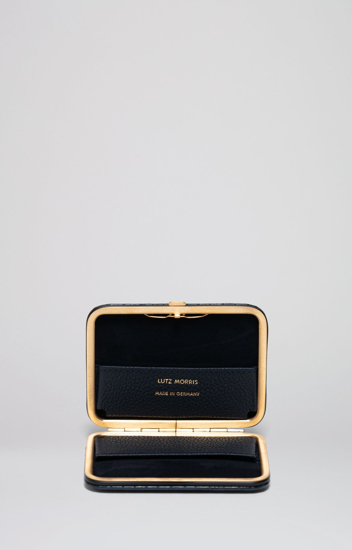 Lutz_Morris_Nolan_navycroco_in